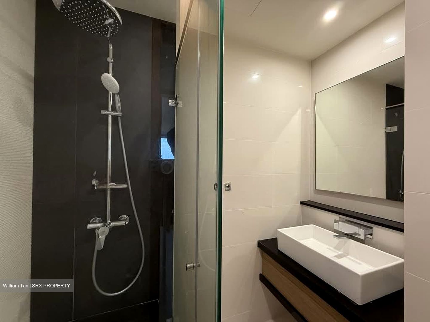 Marina Bay Residences (D1), Condominium #561976381